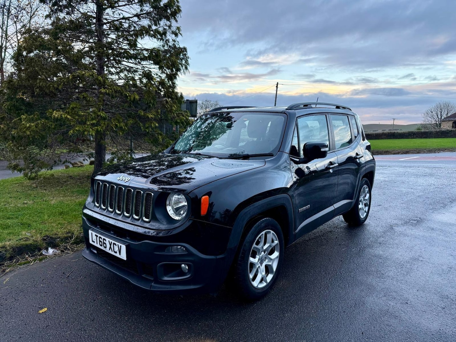 Used Jeep Renegade 2016 for sale - 76848821: Photo 5