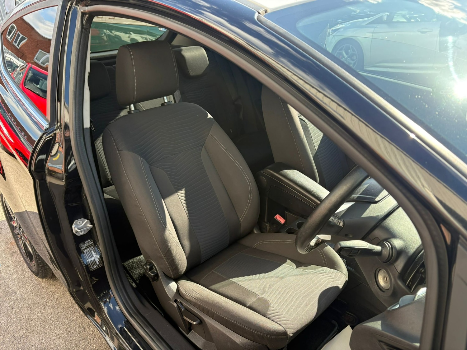 Used Ford Fiesta 2015 for sale - 77223056: Photo 14