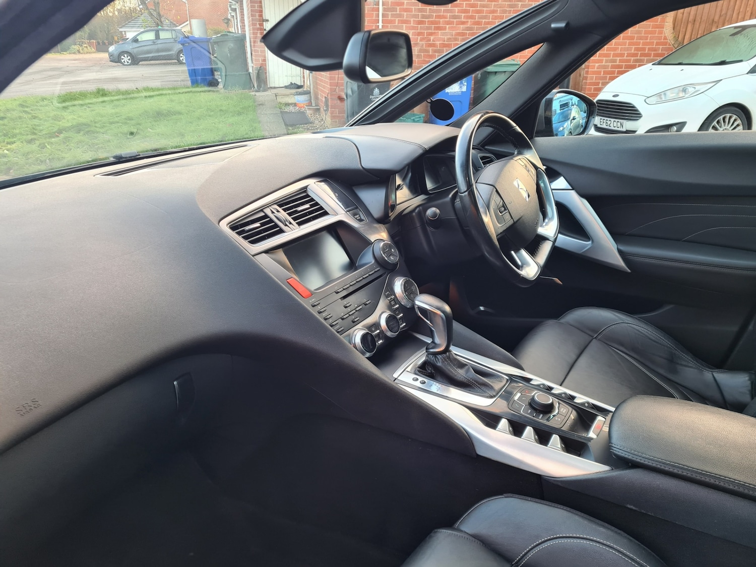 Used Citroen DS5 2015 for sale - 77033378: Photo 15
