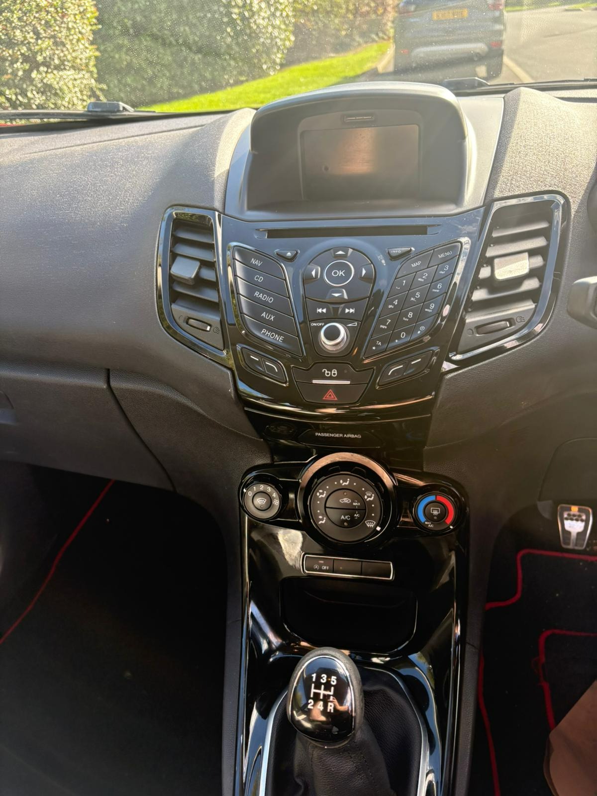 Used Ford Fiesta 2015 for sale - 76565937: Photo 12