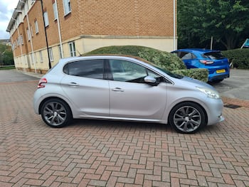 Used Peugeot 208 2012 for sale - 79684594: Photo