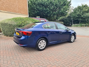 Used Toyota Avensis 2016 for sale - 75641575: Photo