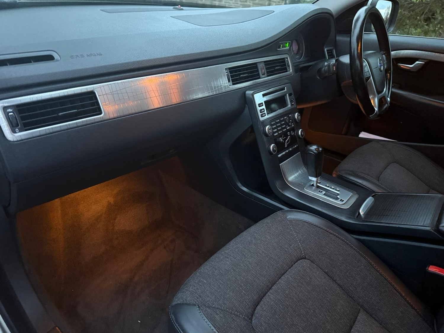 Used Volvo XC70 2010 for sale - 76378986: Photo 12