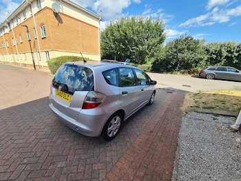 Used Honda Jazz 2010 for sale - 79515808: Photo