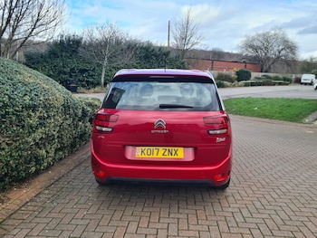 Used Citroen Grand C4 Picasso 2017 for sale - 77640646: Photo