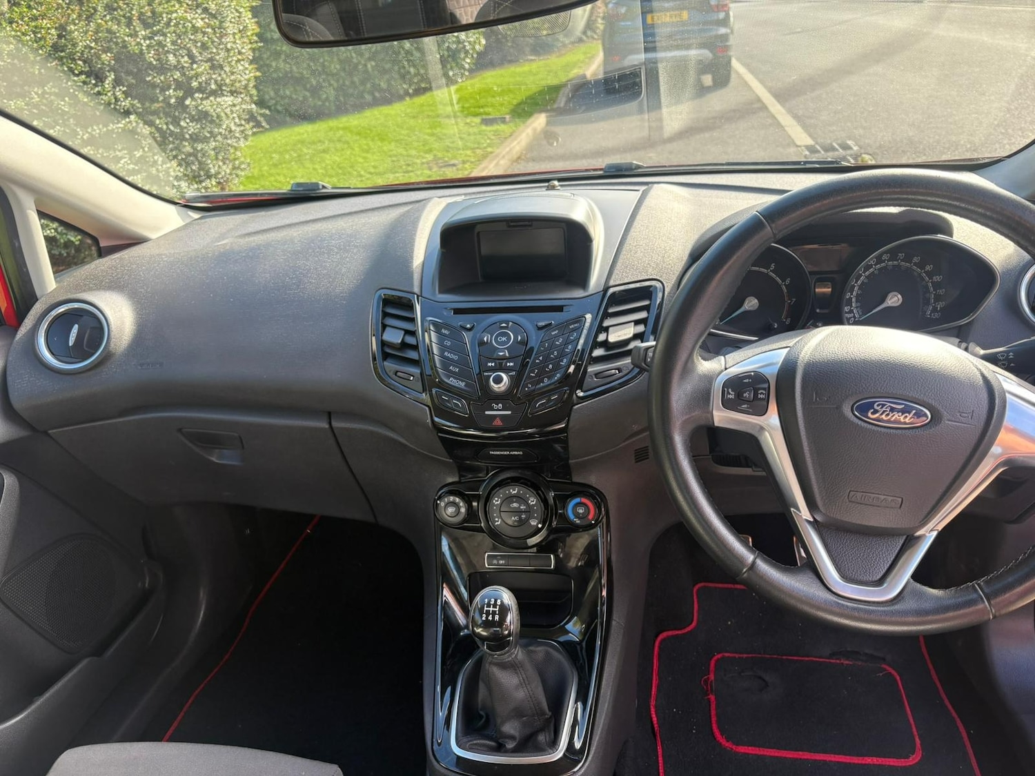 Used Ford Fiesta 2015 for sale - 76808374: Photo 9