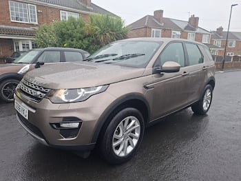 Used Land Rover Discovery Sport 2017 for sale - 79652256: Photo