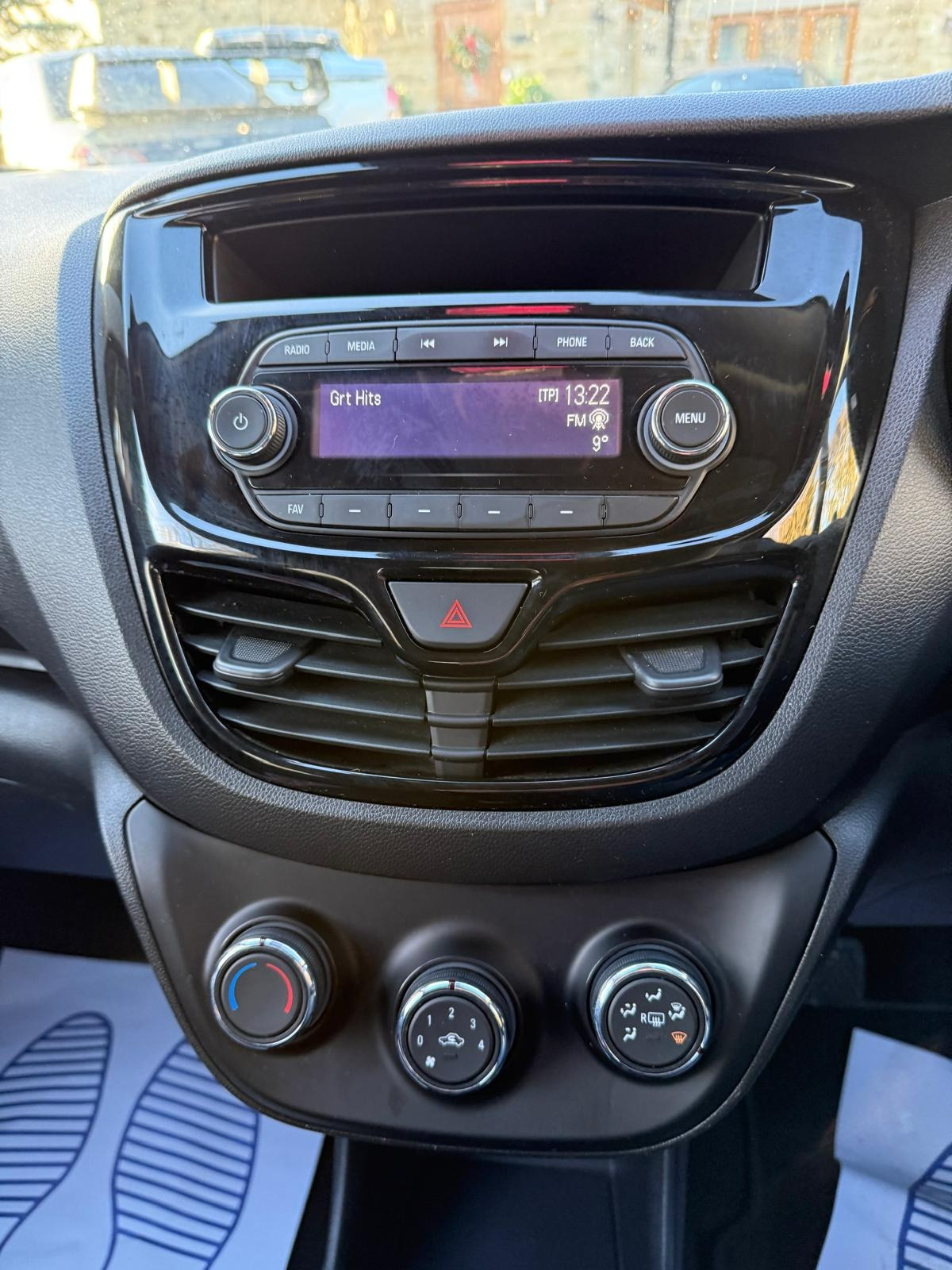 Used Vauxhall Viva 2016 for sale - 77364087: Photo 15