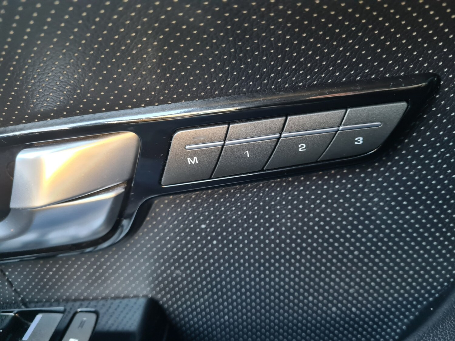 Used Land Rover Range Rover Evoque 2015 for sale - 78152687: Photo 16