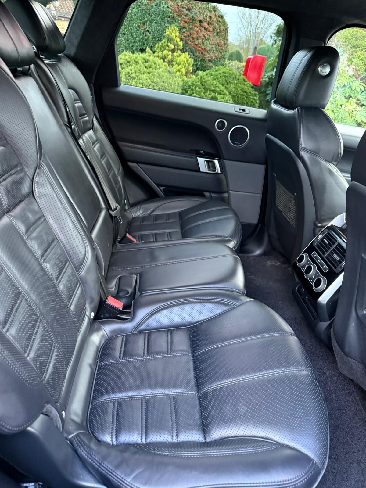 Used Land Rover Range Rover Sport 2016 for sale - 77106767: Photo 11