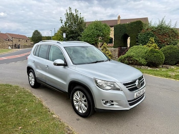 Volkswagen - Tiguan