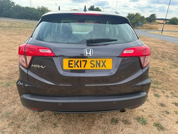 Used Honda HR-V 2017 for sale - 79519830: Photo