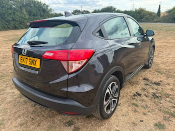 Used Honda HR-V 2017 for sale - 79519830: Photo