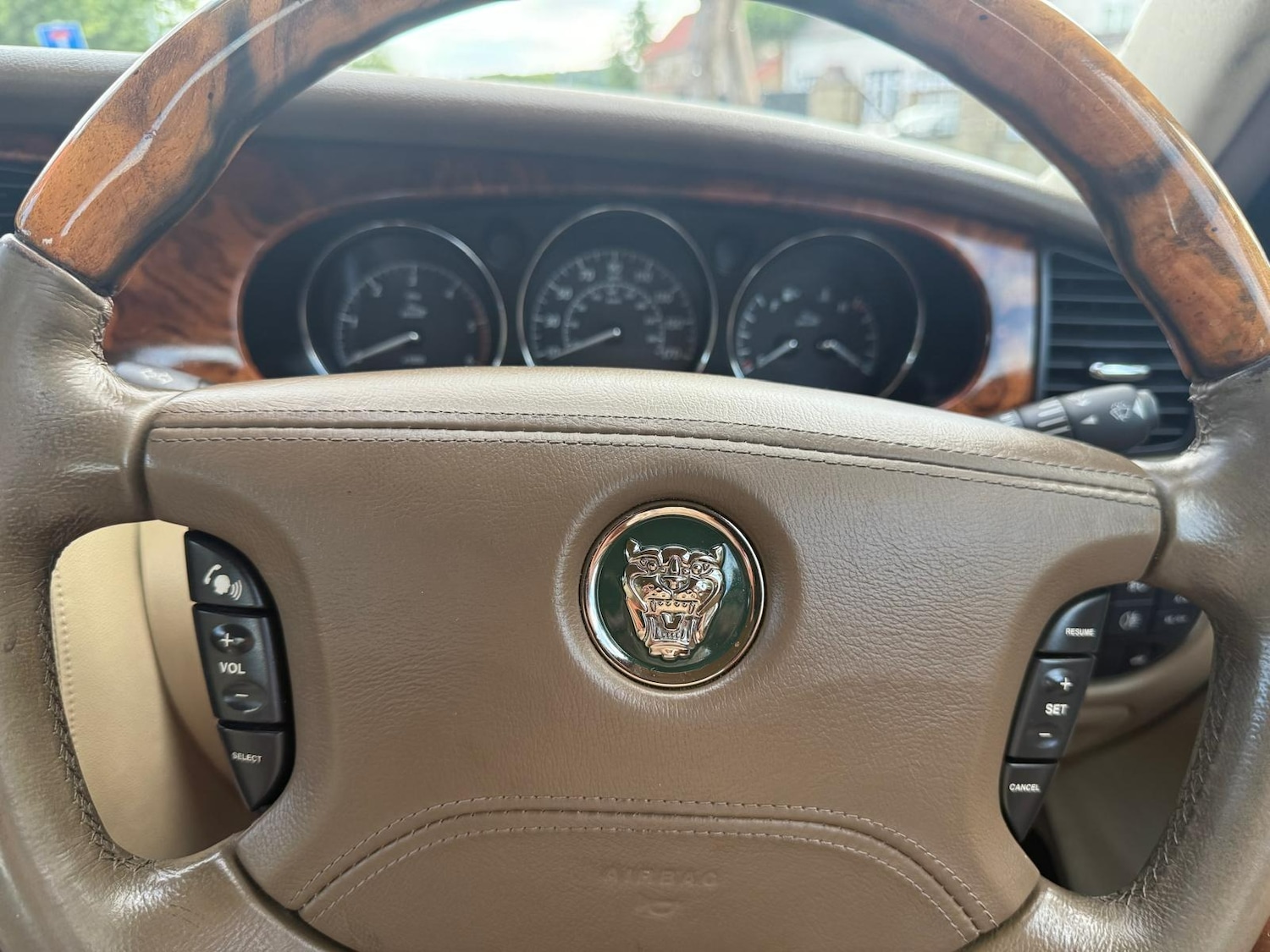 Used Jaguar XJ 2006 for sale - 76505671: Photo 17