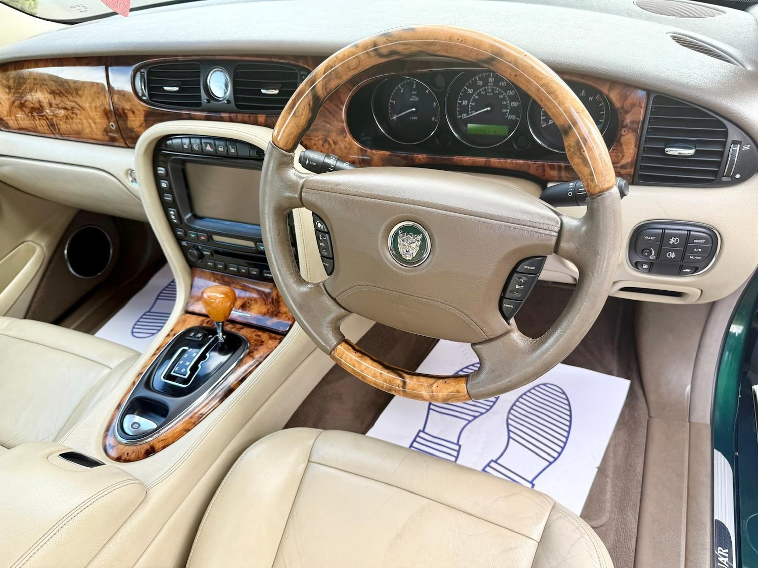 Used Jaguar XJ 2006 for sale - 76505671: Photo 9