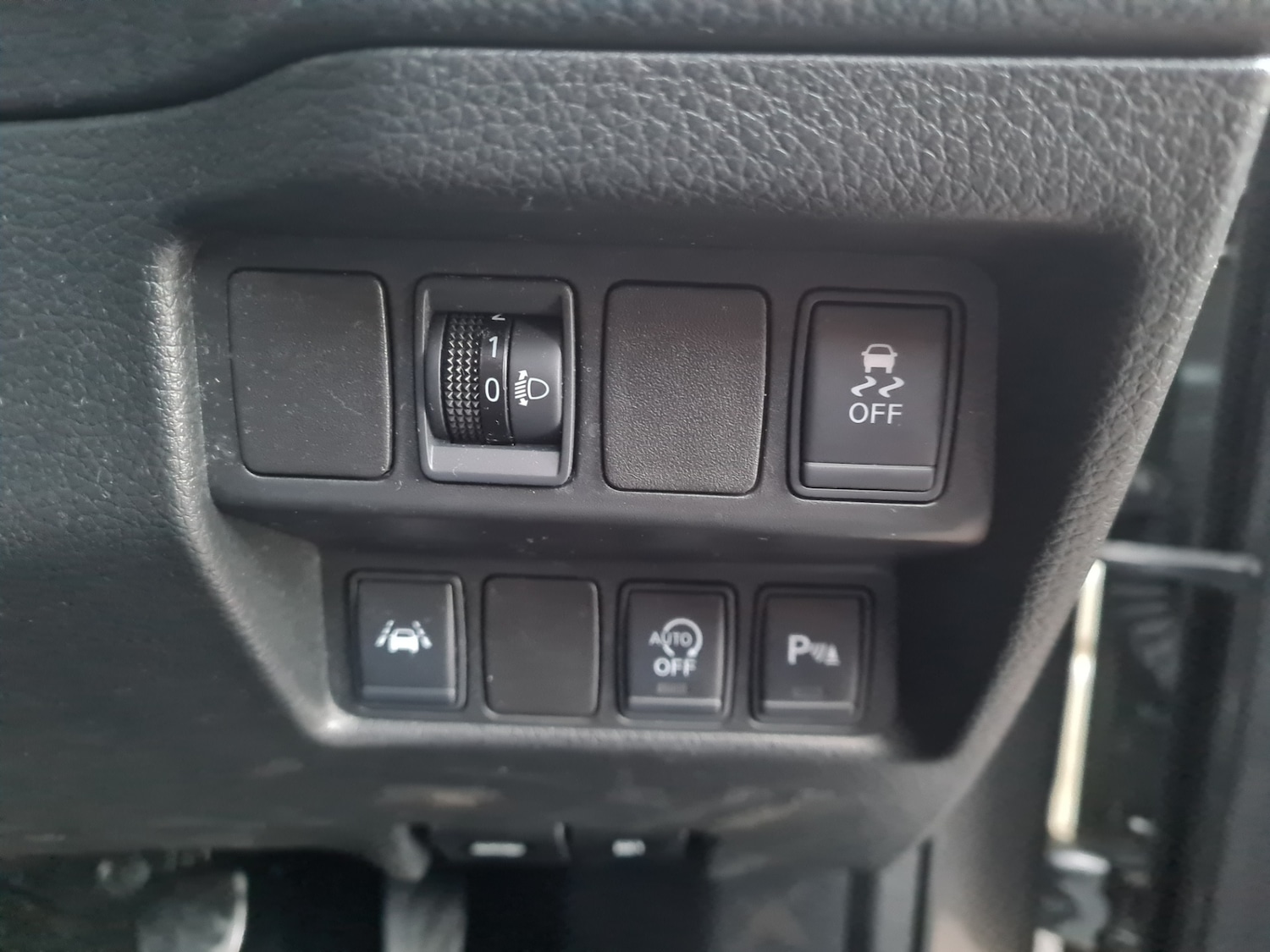 Used Nissan Qashqai 2015 for sale - 77285762: Photo 15