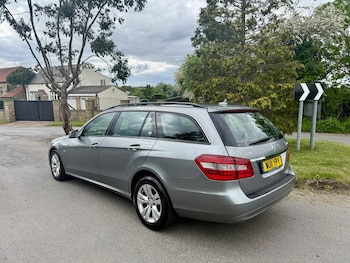 Used Mercedes-Benz E Class 2011 for sale - 78497236: Photo