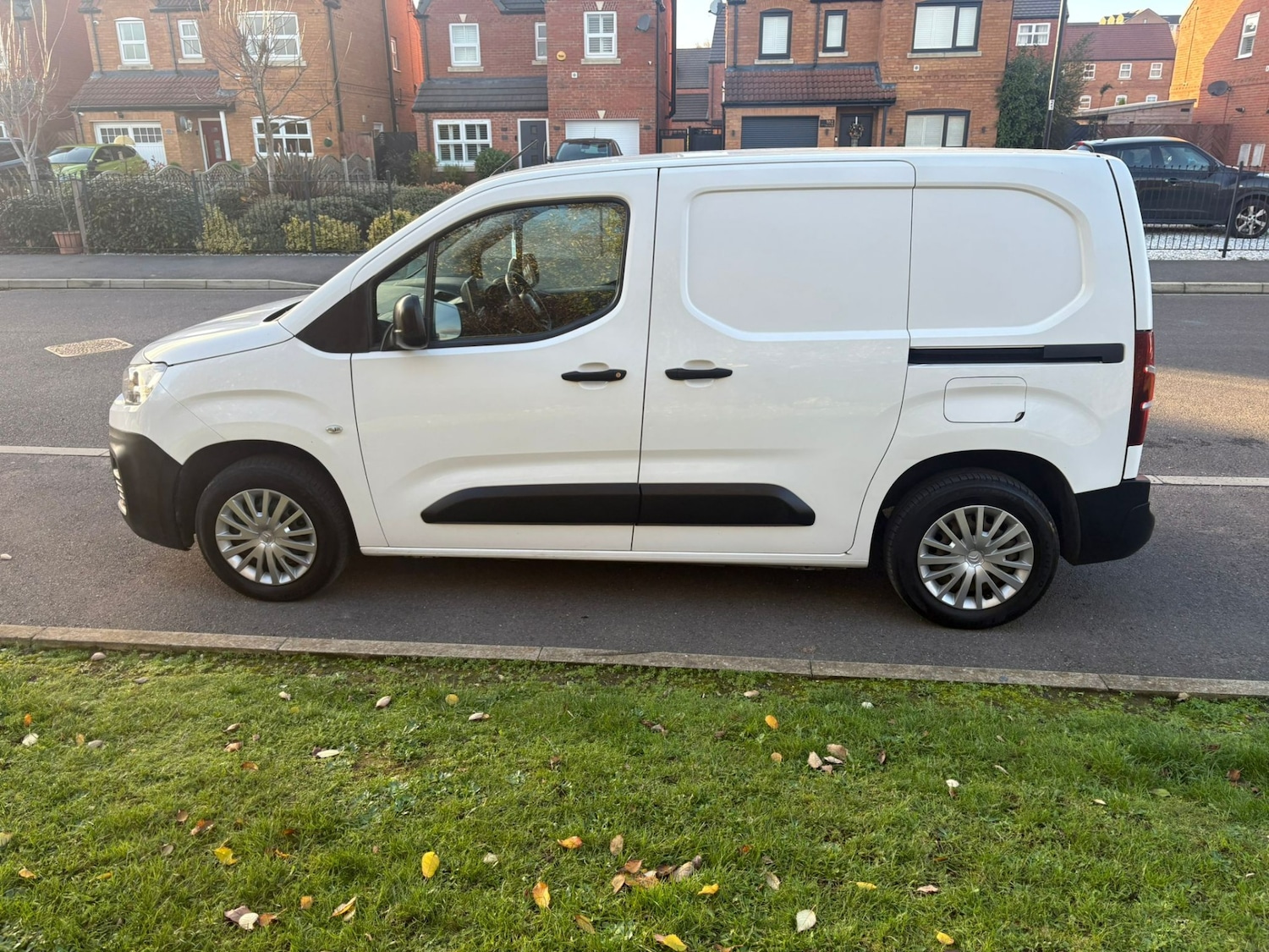 Used Citroen Berlingo 2018 for sale - 77398002: Photo 4