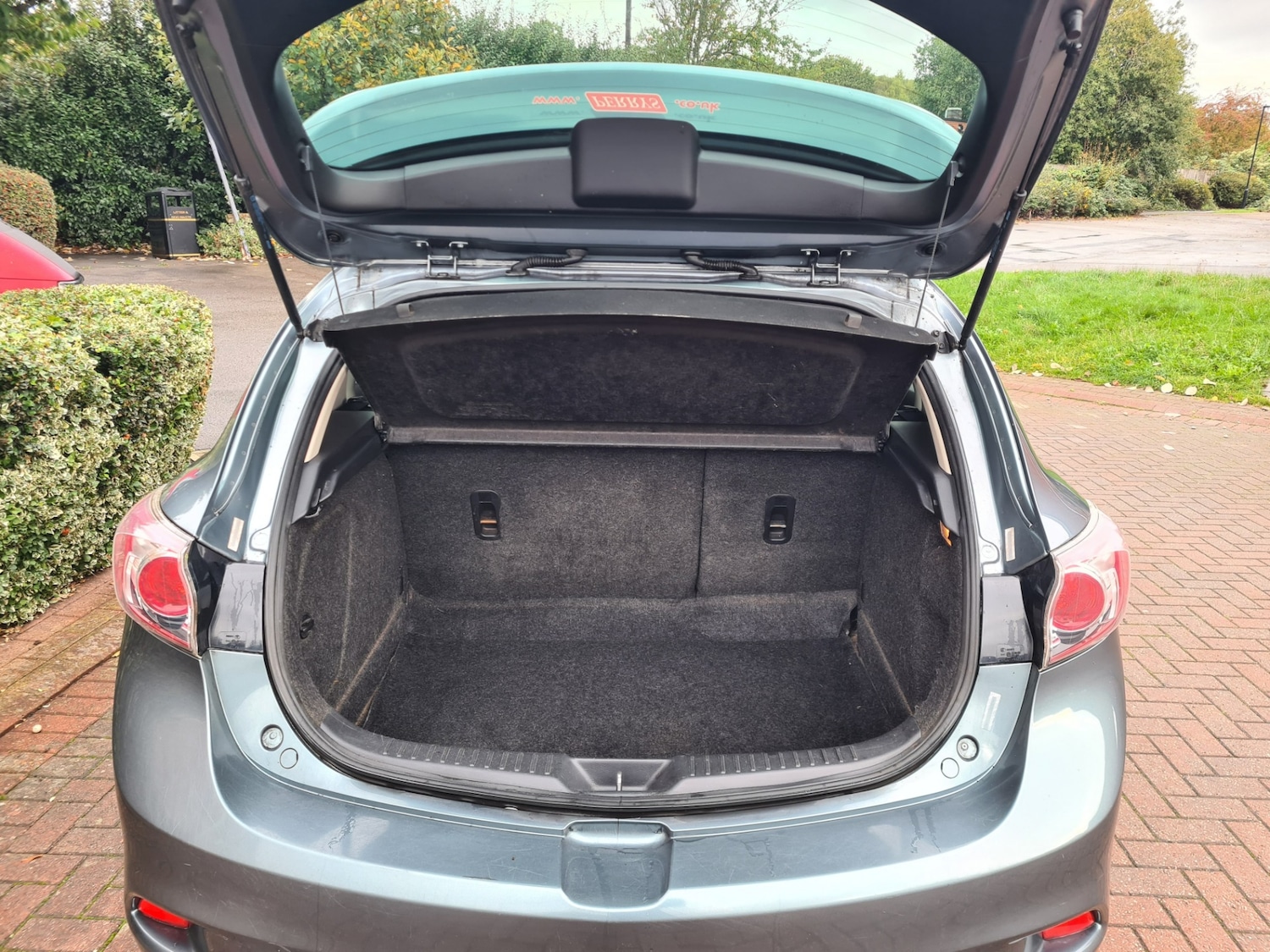 Used Mazda Mazda3 2012 for sale - 76331116: Photo 11