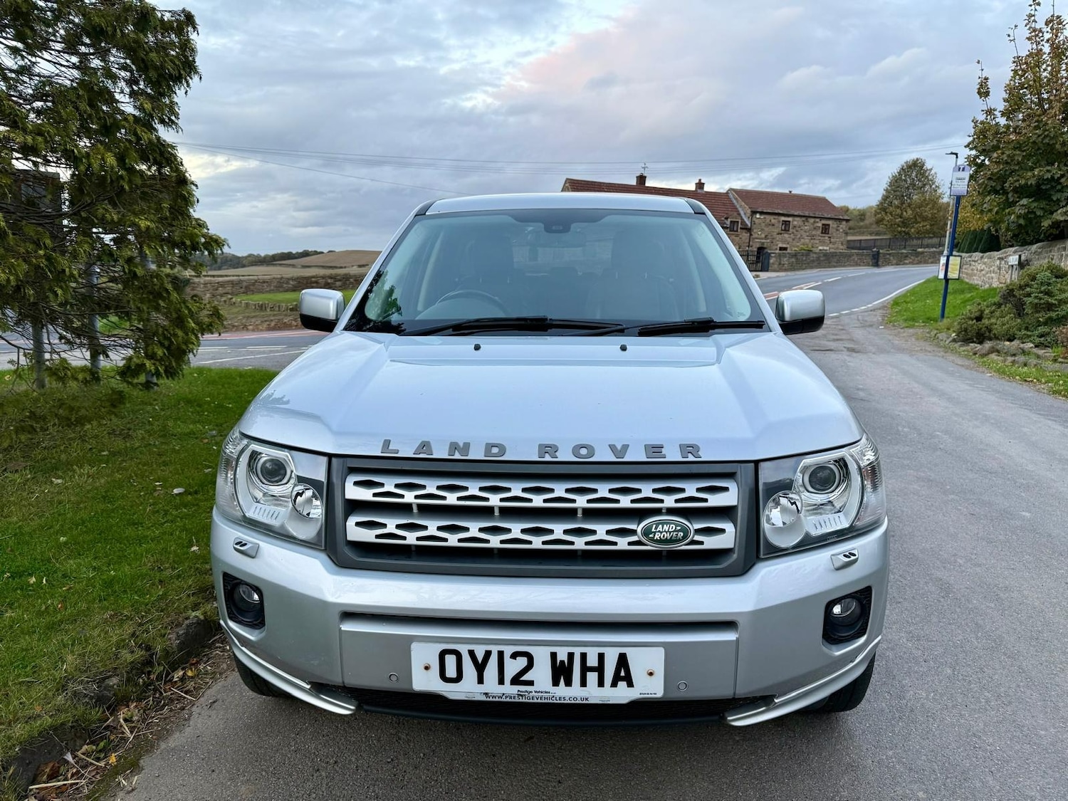 Used Land Rover Freelander 2012 for sale - 77112918: Photo 2
