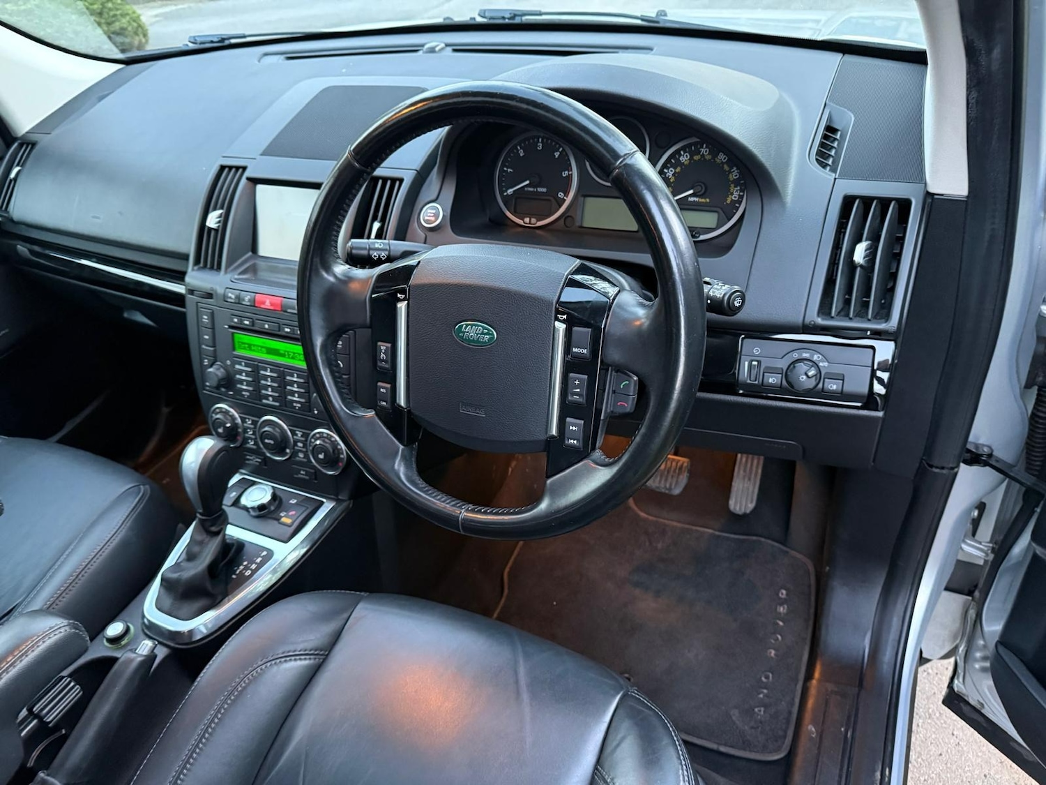 Used Land Rover Freelander 2012 for sale - 77112918: Photo 8