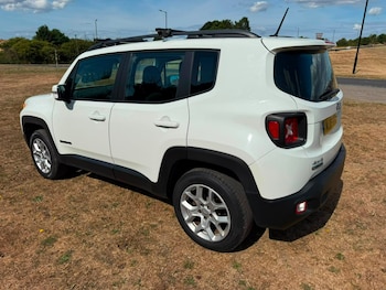 Used Jeep Renegade 2016 for sale - 79473049: Photo