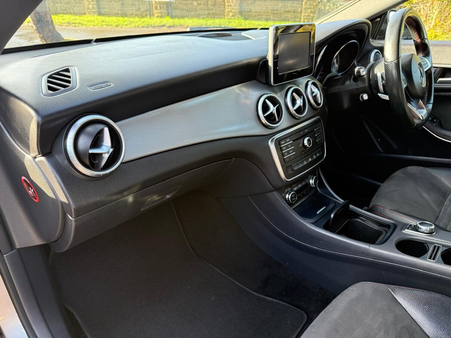 Used Mercedes-Benz CLA 2015 for sale - 77351279: Photo 13