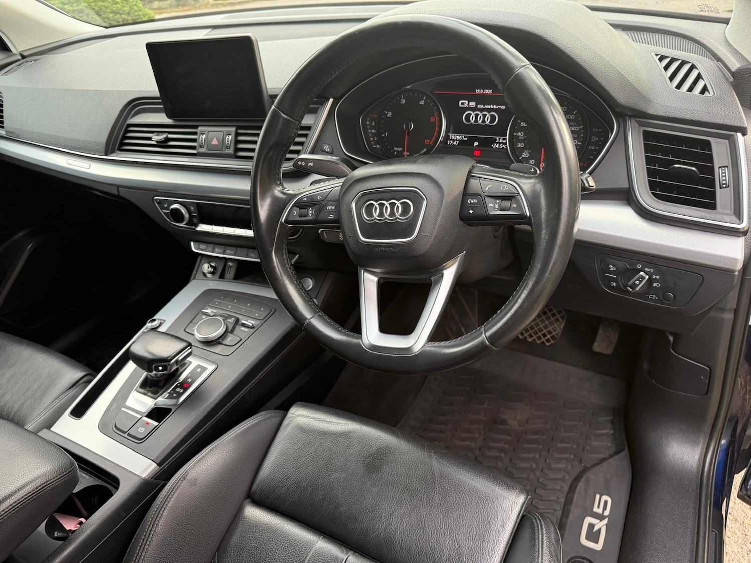 Used Audi Q5 2018 for sale - 76961371: Photo 9