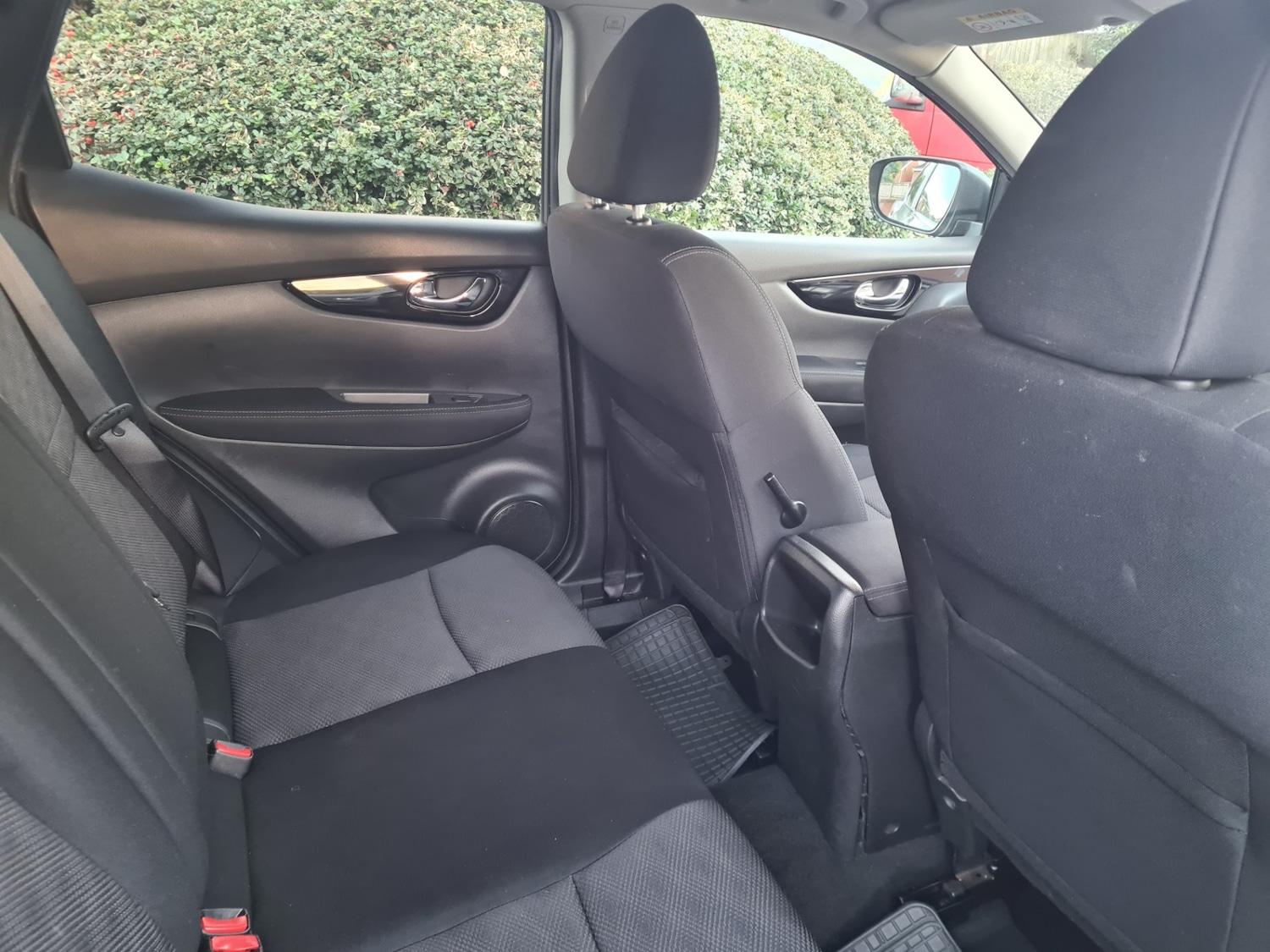 Used Nissan Qashqai 2015 for sale - 77127835: Photo 10