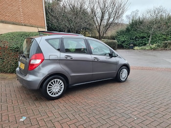 Used Mercedes-Benz A-Class 2009 for sale - 77033397: Photo