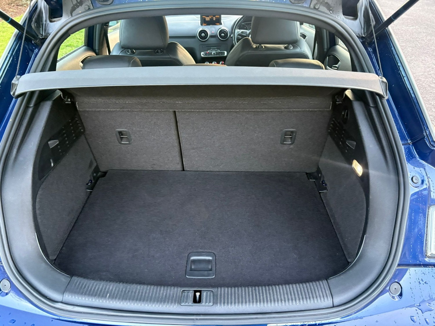 Used Audi A1 2014 for sale - 77019104: Photo 10