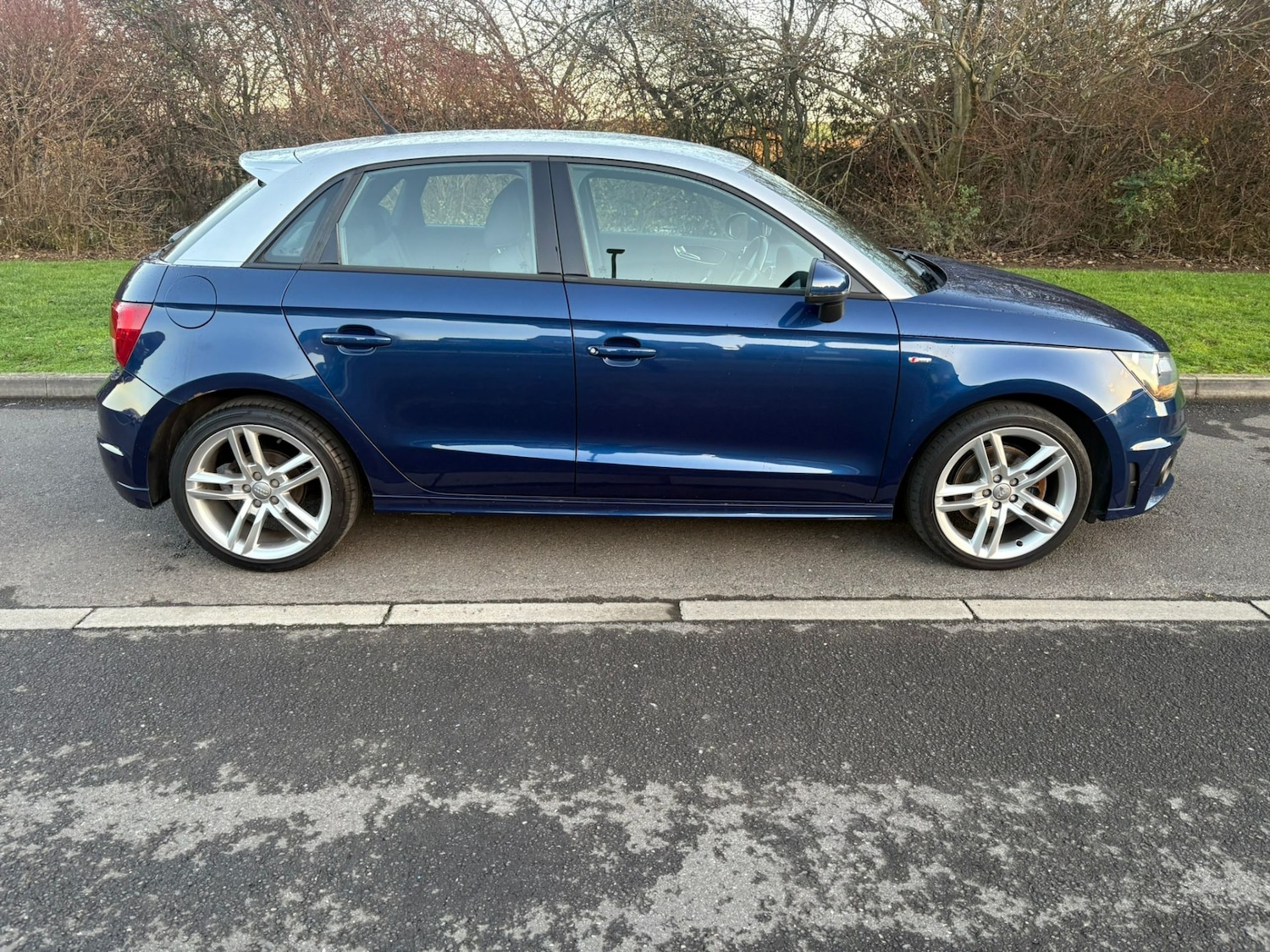 Used Audi A1 2014 for sale - 77019104: Photo 2