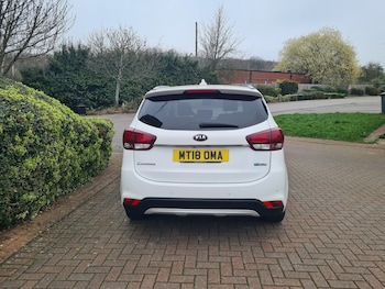 Used Kia Carens 2018 for sale - 78431634: Photo