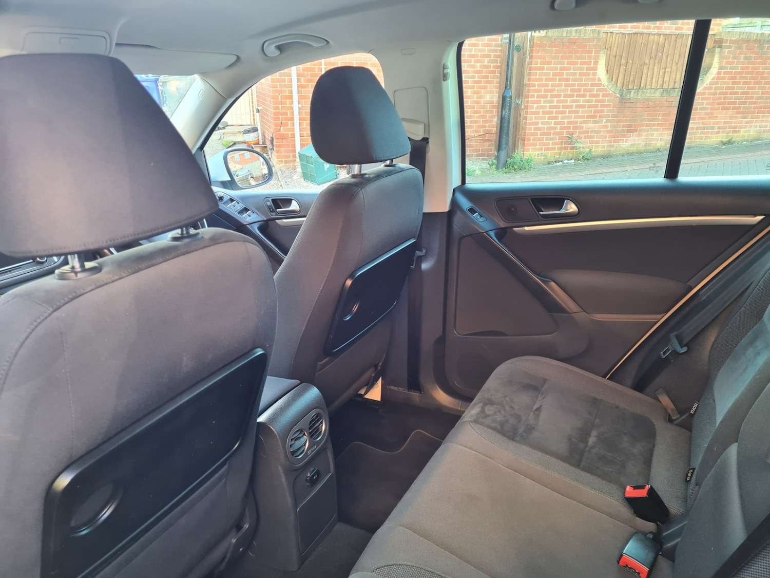 Used Volkswagen Tiguan 2012 for sale - 76354977: Photo 11
