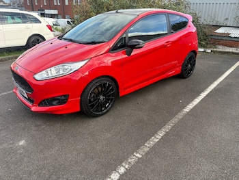 Used Ford Fiesta 2015 for sale - 76687594: Photo