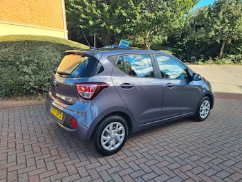Used Hyundai i10 2017 for sale - 79815386: Photo