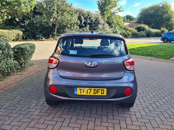 Used Hyundai i10 2017 for sale - 79815386: Photo