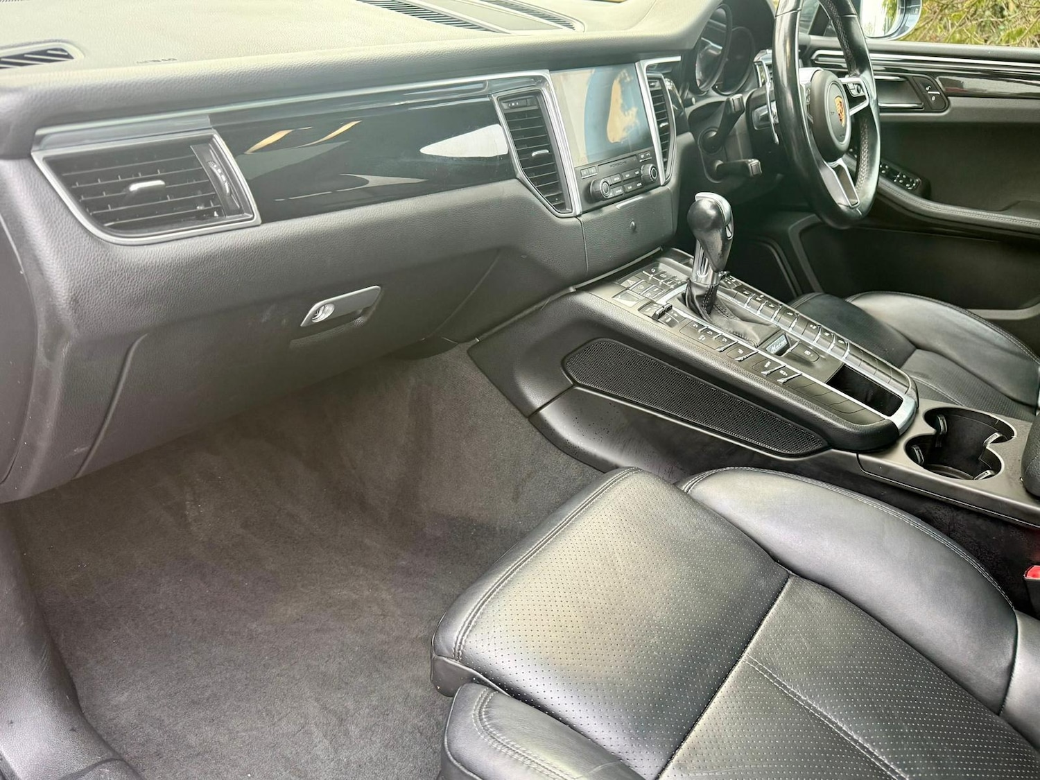 Used Porsche Macan 2016 for sale - 77427092: Photo 16