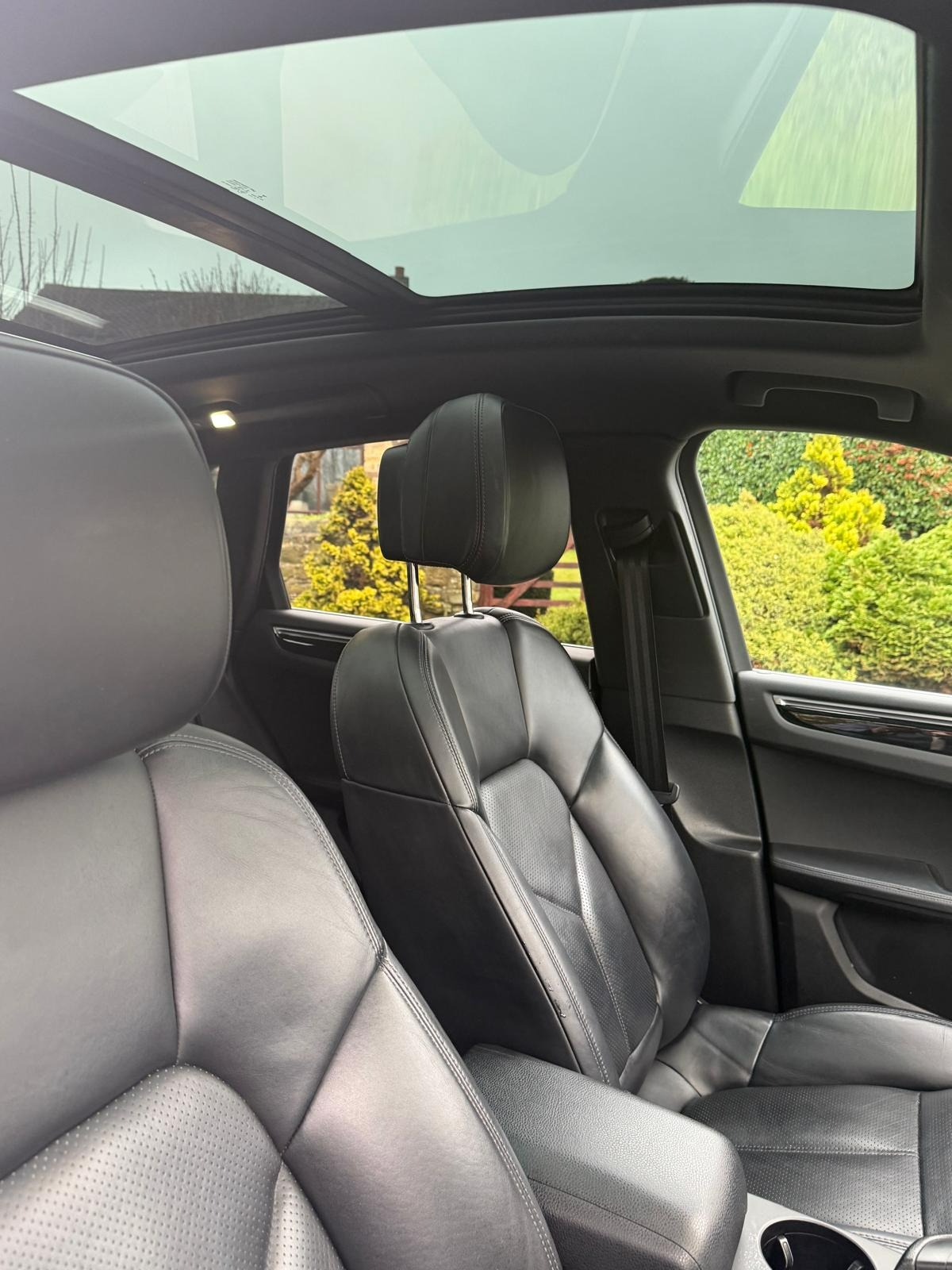 Used Porsche Macan 2016 for sale - 77637073: Photo 11