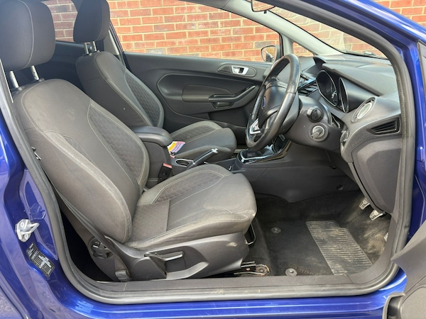 Used Ford Fiesta 2015 for sale - 76120486: Photo 6