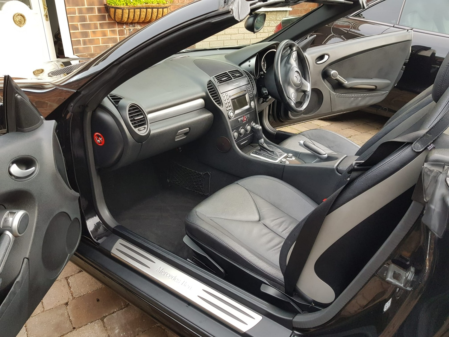 Used Mercedes-Benz SLK 2009 for sale - 76894946: Photo 14