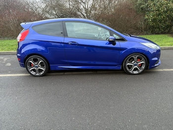 Used Ford Fiesta 2017 for sale - 77179830: Photo