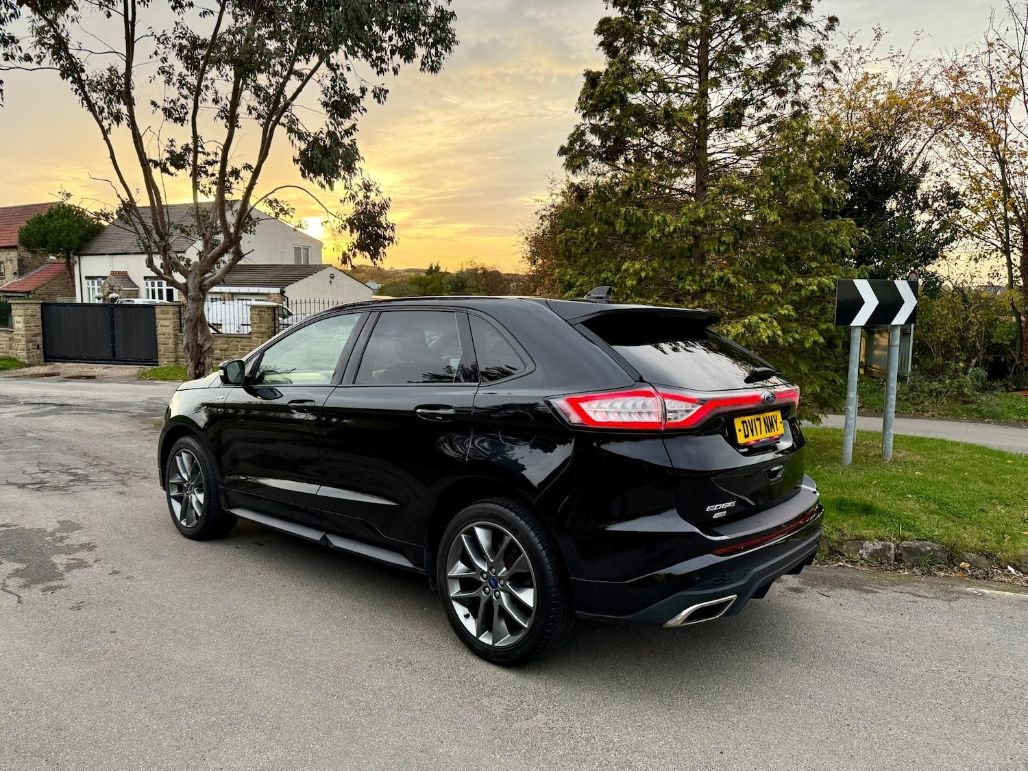 Used Ford Edge 2017 for sale - 76481563: Photo 2