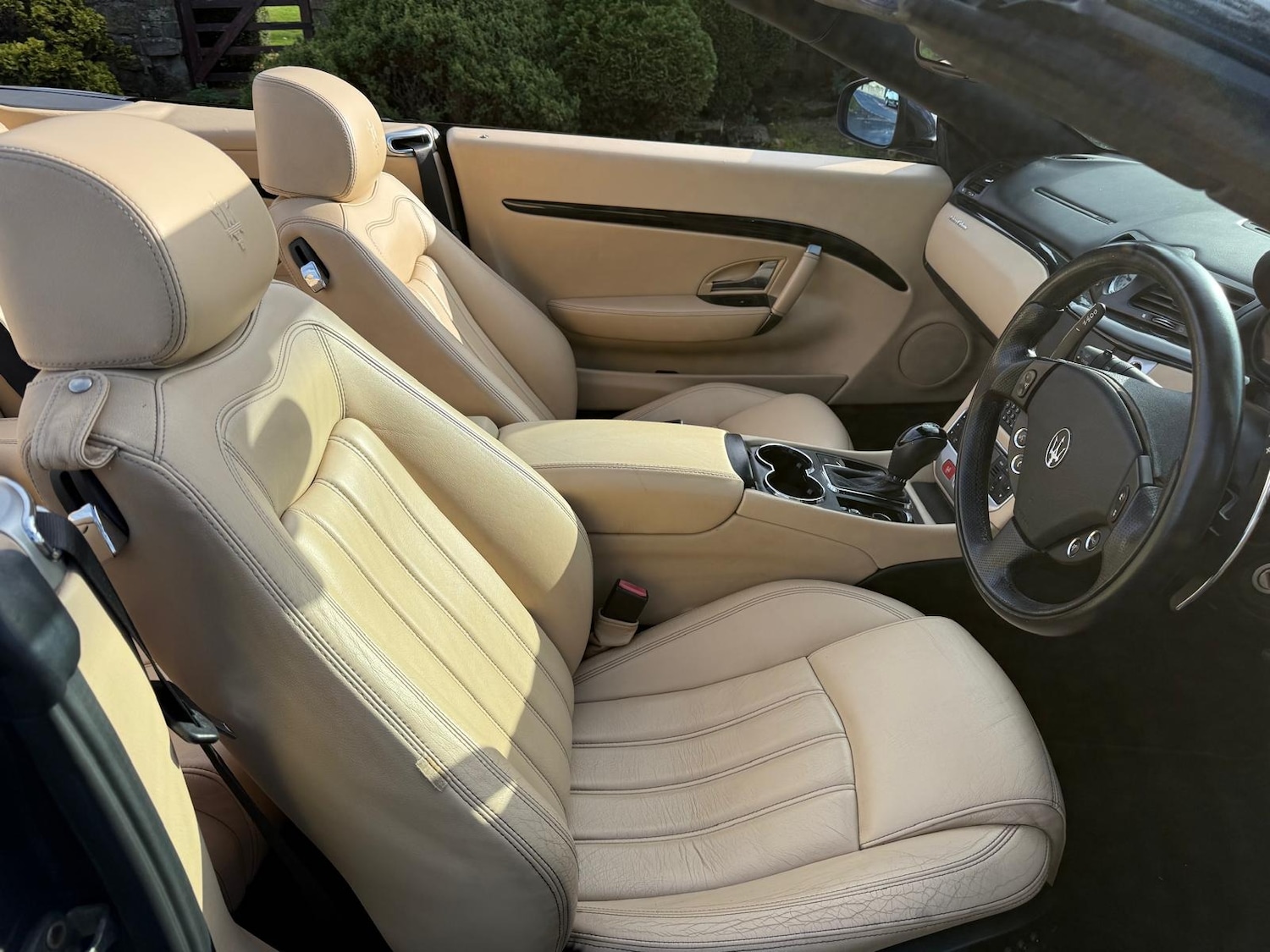 Used Maserati GranCabrio 2011 for sale - 76638518: Photo 9