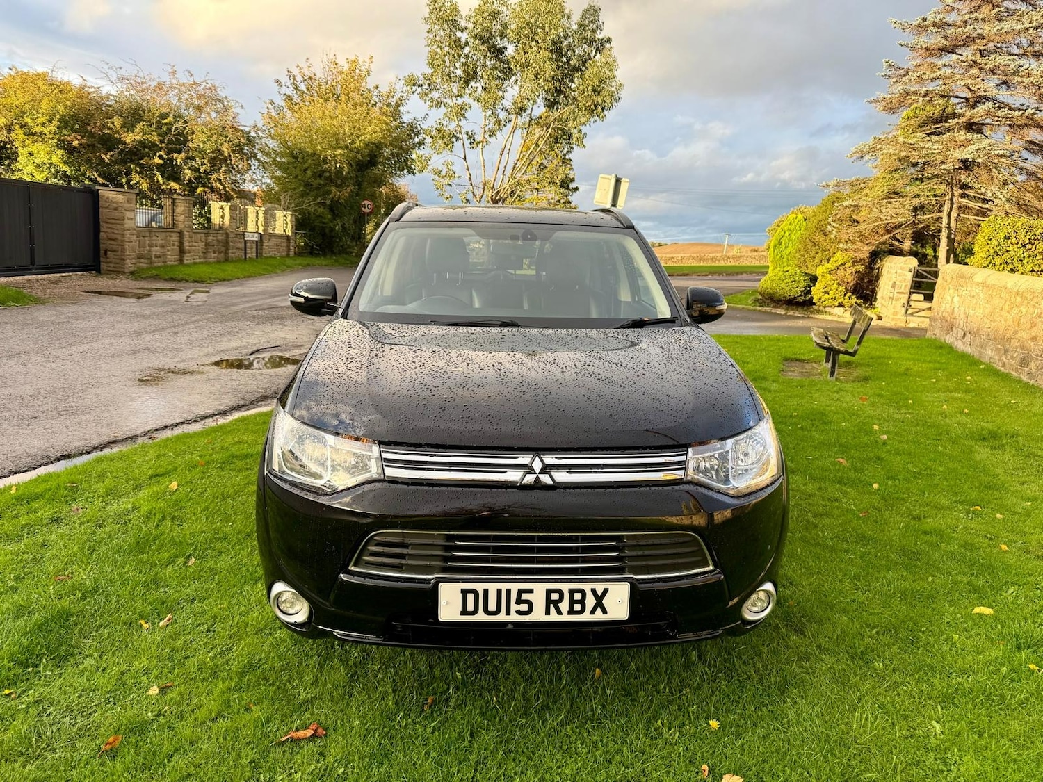 Used Mitsubishi Outlander 2015 for sale - 76734855: Photo 2
