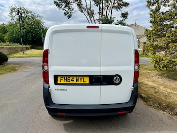 Used Vauxhall Combo 2015 for sale - 79054290: Photo
