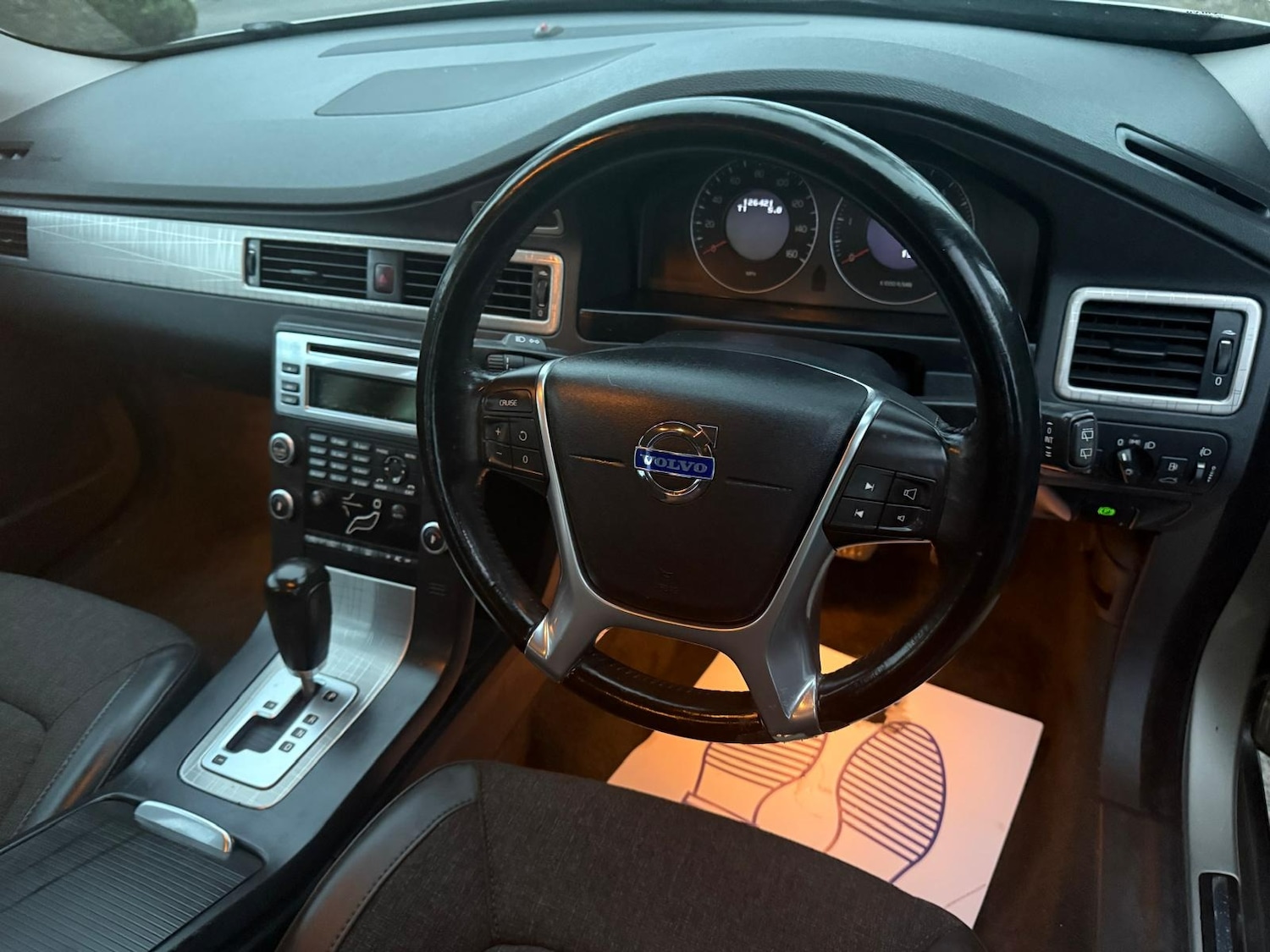 Used Volvo XC70 2010 for sale - 76543081: Photo 7