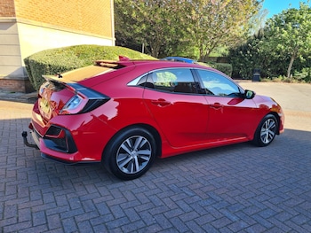Used Honda Civic 2019 for sale - 78623782: Photo