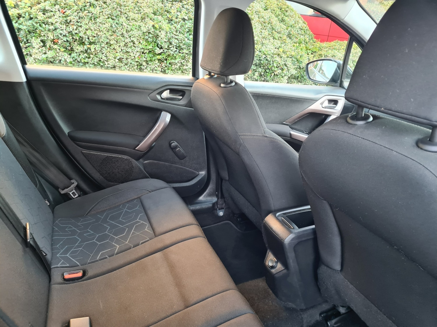 Used Peugeot 2008 2015 for sale - 77655927: Photo 10