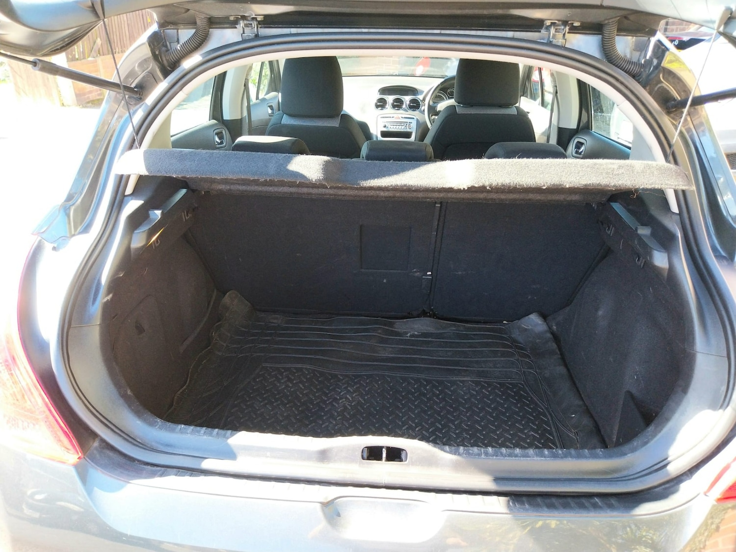 Used Peugeot 308 2012 for sale - 78029711: Photo 12